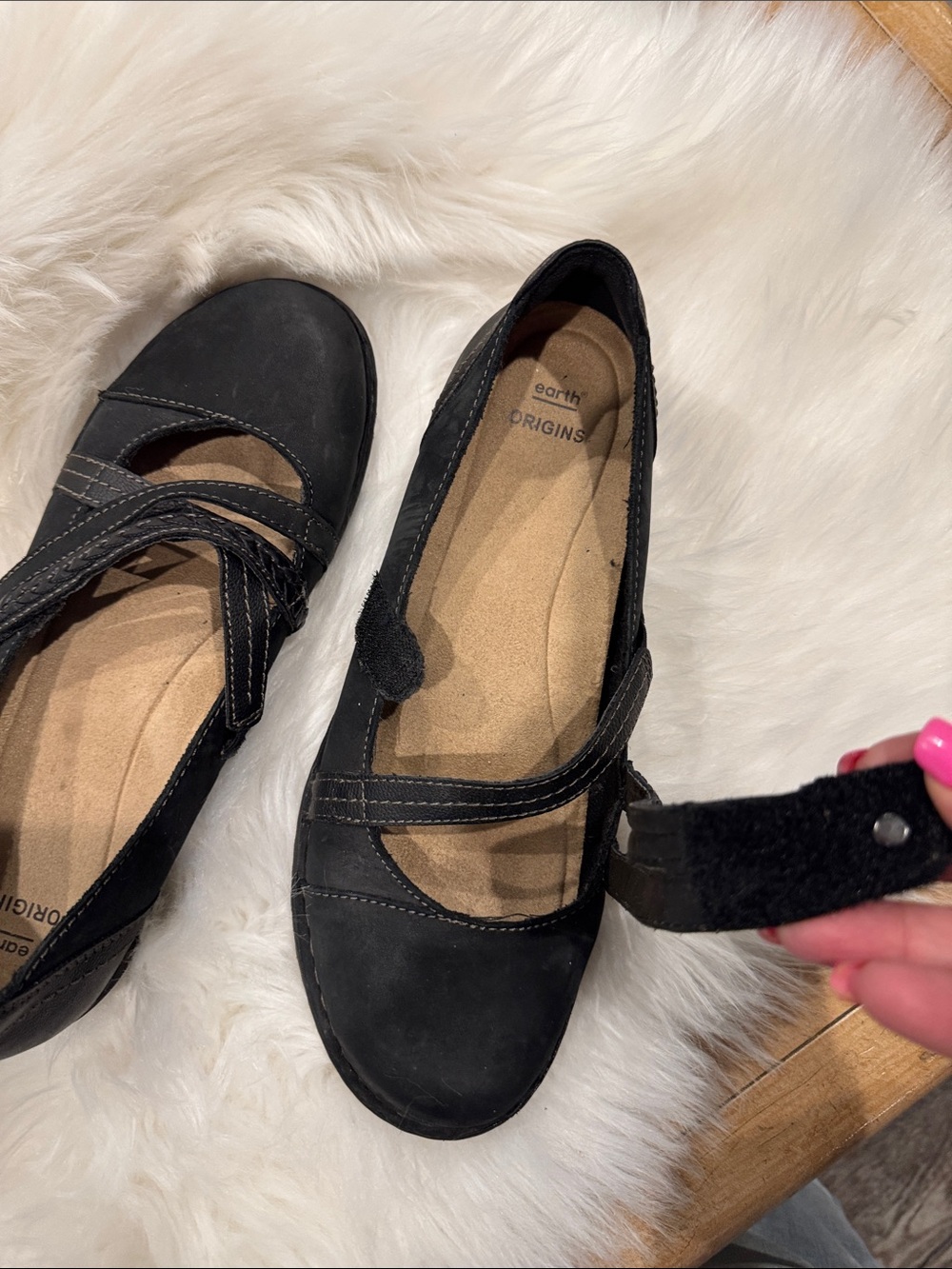 Earth Origins Black Braided Cross-Strap Slip-On Flats 10 - Picture 8 of 8